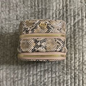 Jewelry travel case